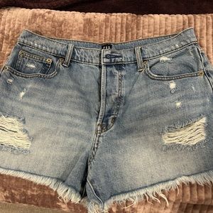 Gap jean shorts 3” inch